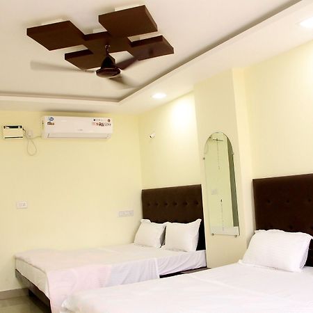 Hotel Swaraj The Goan Dream à Calangute Extérieur photo